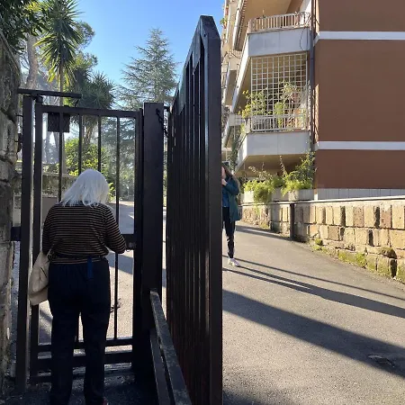 Monolocale A Mostacciano Appartement Rome
