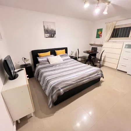 Monolocale A Mostacciano Appartement