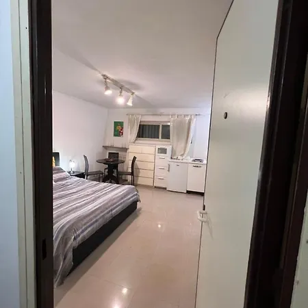 Apartment Monolocale A Mostacciano Rome