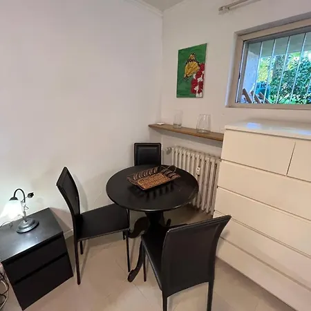 Apartment Monolocale A Mostacciano Rome